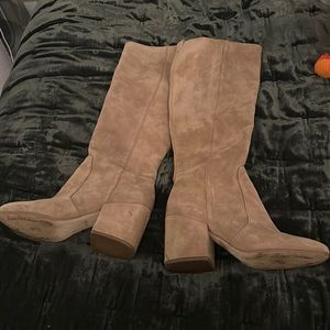 Sam Edelman beige suede boots